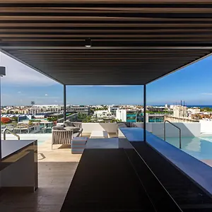 studio-luxueux-agama-playa-del-carmen.quintano-roohotels.com/
