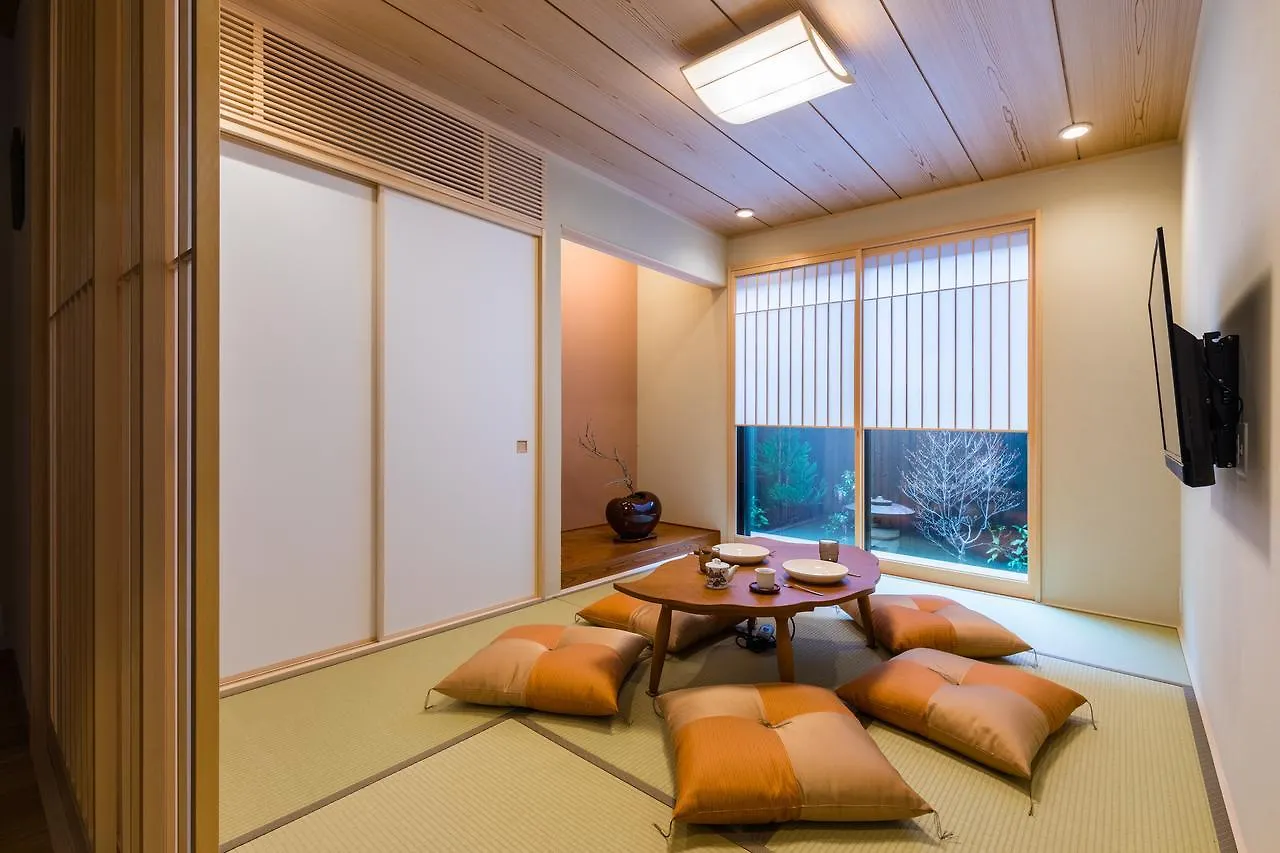 Inari Ohan Kioto 0*,