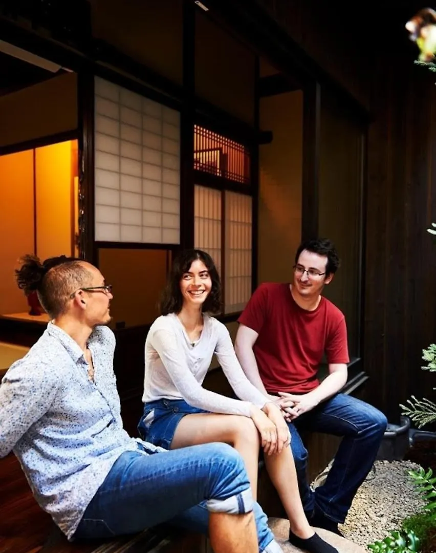 Inari Ohan Kioto Japón